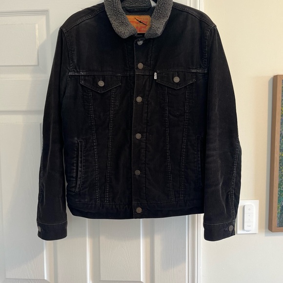 Levi’s Black Corduroy Jacket - Picture 5 of 10